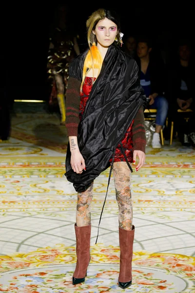 Look 51